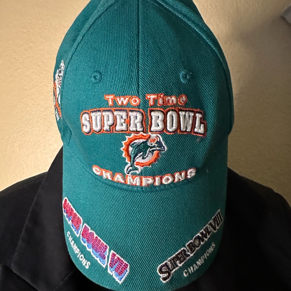 Vintage NFL Reebok Two Times Champion Hat